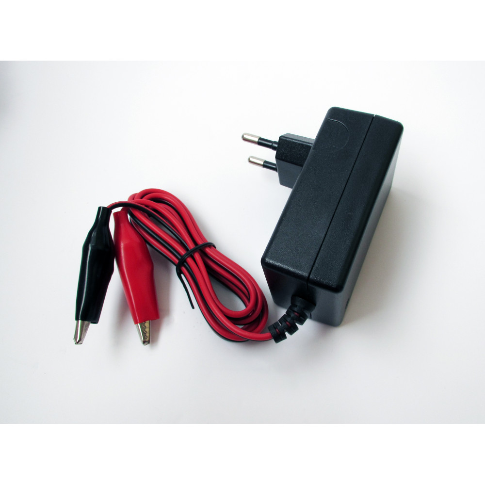 Зарядное устройство 12V 1.5A для SLA AGM GEL свинцово-кислотных аккумуляторов